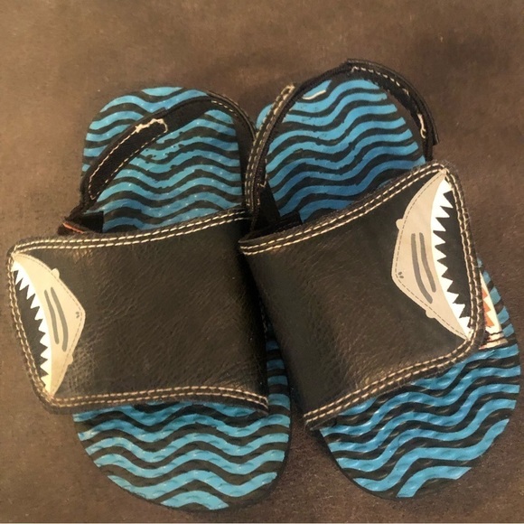 2 for $10 Toddler Shark Sandals - Picture 2 of 5
